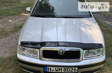 Лифтбек Skoda Octavia 2002 в Лубнах