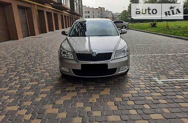 Седан Skoda Octavia 2011 в Виннице