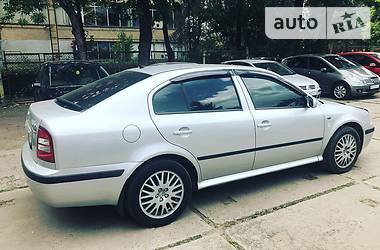 Седан Skoda Octavia 2003 в Измаиле