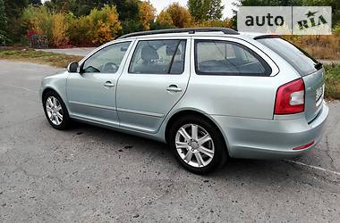 Универсал Skoda Octavia 2009 в Полтаве