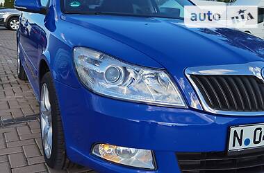 Седан Skoda Octavia 2009 в Киеве