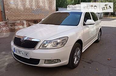 Седан Skoda Octavia 2012 в Кривом Роге