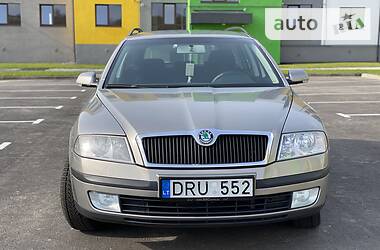 Универсал Skoda Octavia 2008 в Ровно