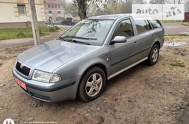 Универсал Skoda Octavia 2003 в Червонограде