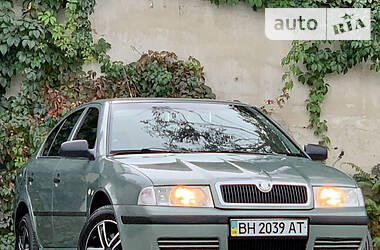 Лифтбек Skoda Octavia 2004 в Одессе