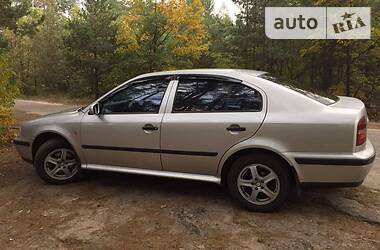 Хэтчбек Skoda Octavia 1999 в Киеве