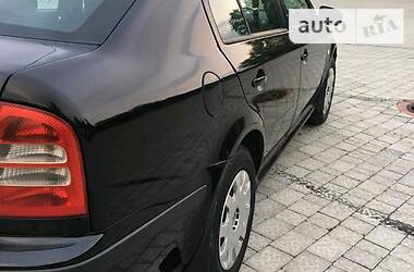 Лифтбек Skoda Octavia 2004 в Пустомытах