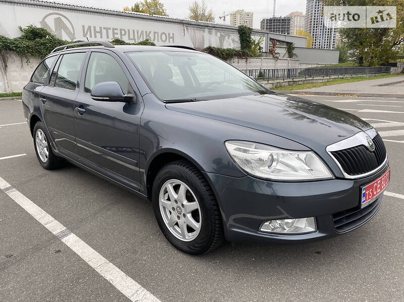 Универсал Skoda Octavia 2012 в Киеве