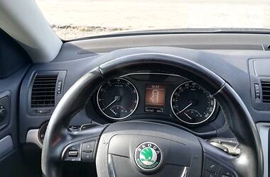 Универсал Skoda Octavia 2011 в Звягеле