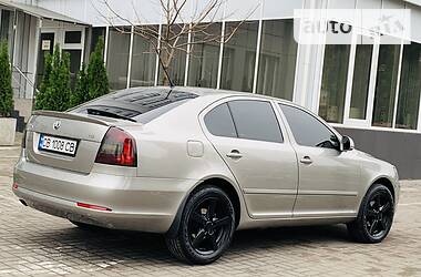 Седан Skoda Octavia 2012 в 