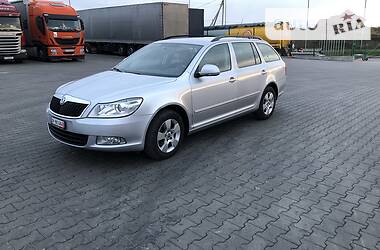 Универсал Skoda Octavia 2010 в Луцке