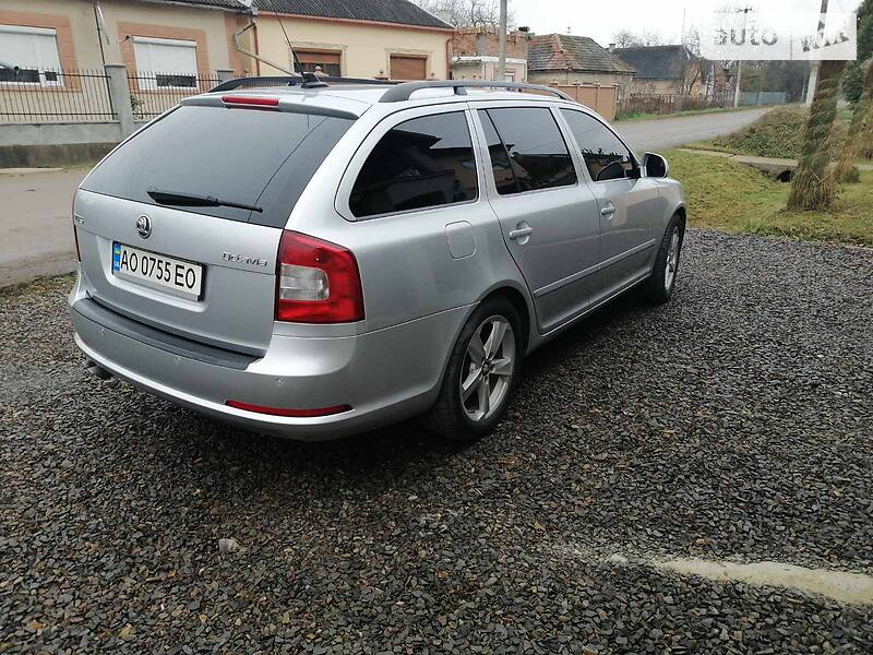 Универсал Skoda Octavia 2011 в Берегово