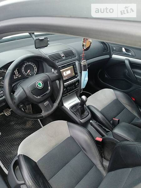 Универсал Skoda Octavia 2011 в Берегово