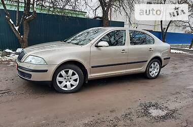 Хэтчбек Skoda Octavia 2005 в 