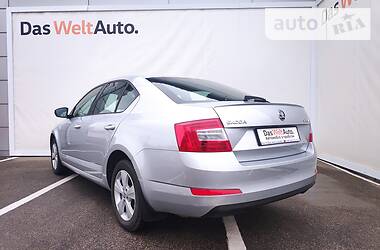 Седан Skoda Octavia 2013 в Кропивницком