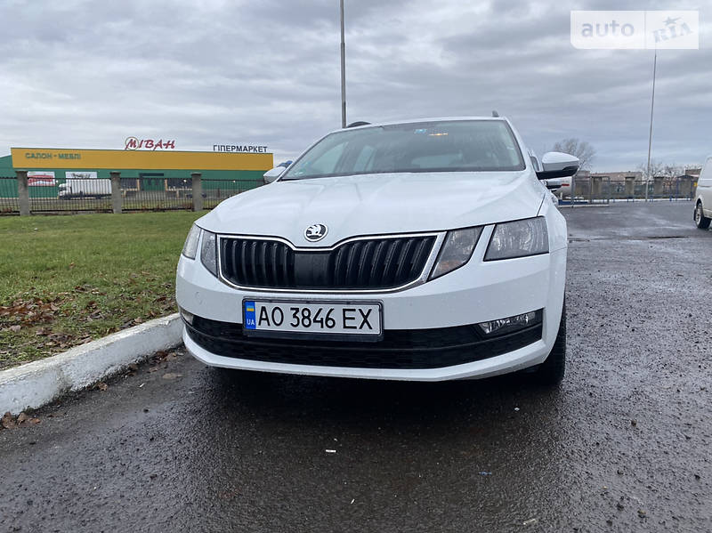 Универсал Skoda Octavia 2017 в Мукачево