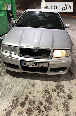 Лифтбек Skoda Octavia 2001 в Днепре