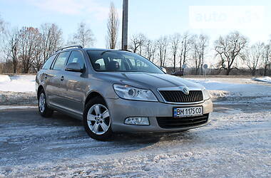 Универсал Skoda Octavia 2010 в Сумах