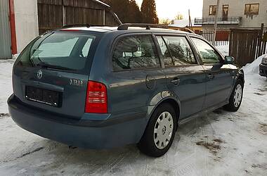 Универсал Skoda Octavia 2004 в Городке