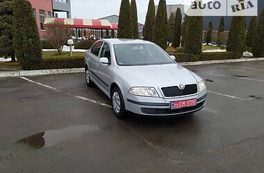 Хетчбек Skoda Octavia 2006 в Сарнах