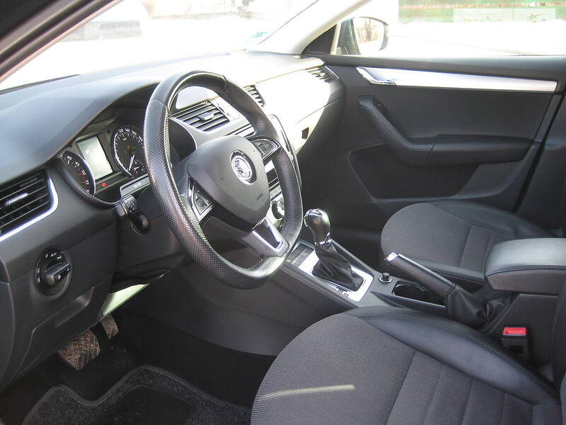 Універсал Skoda Octavia 2015 в Бердичеві