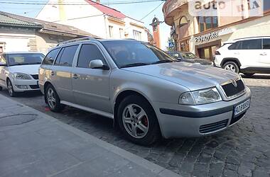 Універсал Skoda Octavia 2000 в Ужгороді