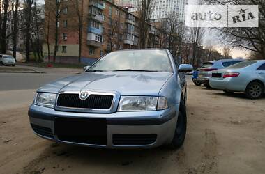 Седан Skoda Octavia 2005 в Києві