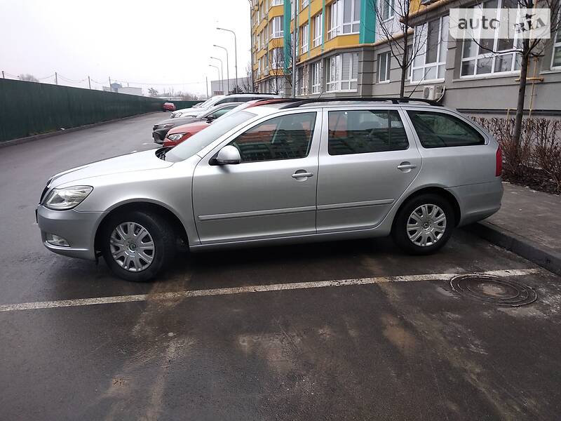 Универсал Skoda Octavia 2010 в Киеве