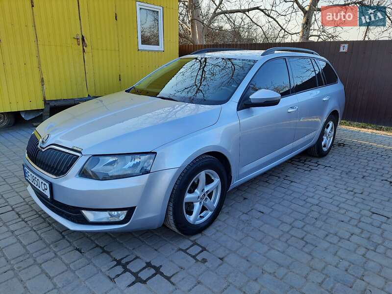Універсал Skoda Octavia 2013 в Первомайську