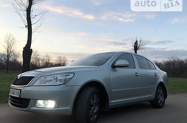 Седан Skoda Octavia 2011 в Кривом Роге