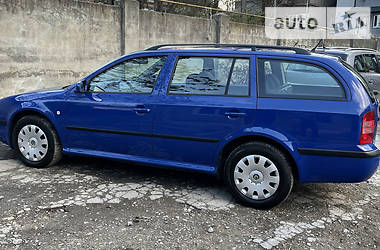 Универсал Skoda Octavia 2006 в Черновцах