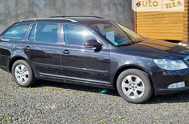 Універсал Skoda Octavia 2011 в Луцьку