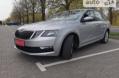 Универсал Skoda Octavia 2017 в Луцке