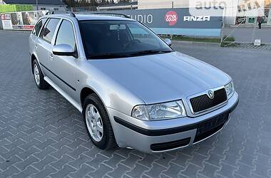 Универсал Skoda Octavia 2010 в Виннице