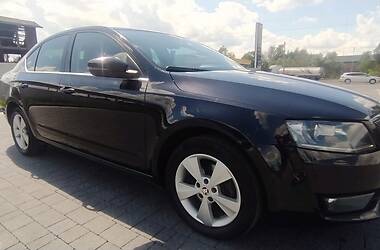 Седан Skoda Octavia 2014 в Надворной