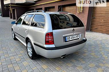 Универсал Skoda Octavia 2003 в 