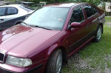 Лифтбек Skoda Octavia 1998 в Корсуне-Шевченковском
