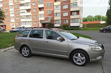 Универсал Skoda Octavia 2009 в Звягеле