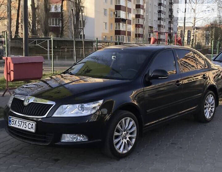 Хэтчбек Skoda Octavia 2012 в 