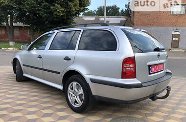 Универсал Skoda Octavia 2001 в Лубнах