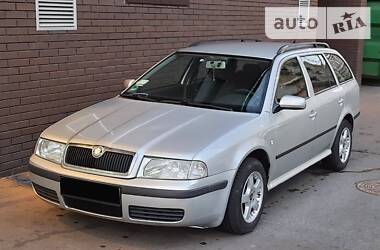 Универсал Skoda Octavia 2004 в Киеве