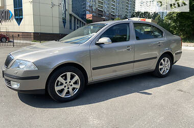 Лифтбек Skoda Octavia 2008 в Киеве