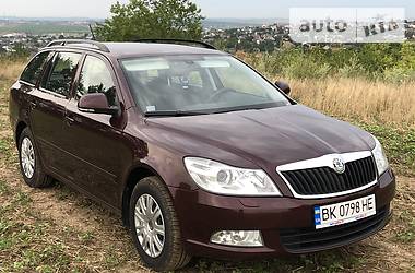 Універсал Skoda Octavia 2011 в Рівному