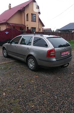 Универсал Skoda Octavia 2007 в Сарнах