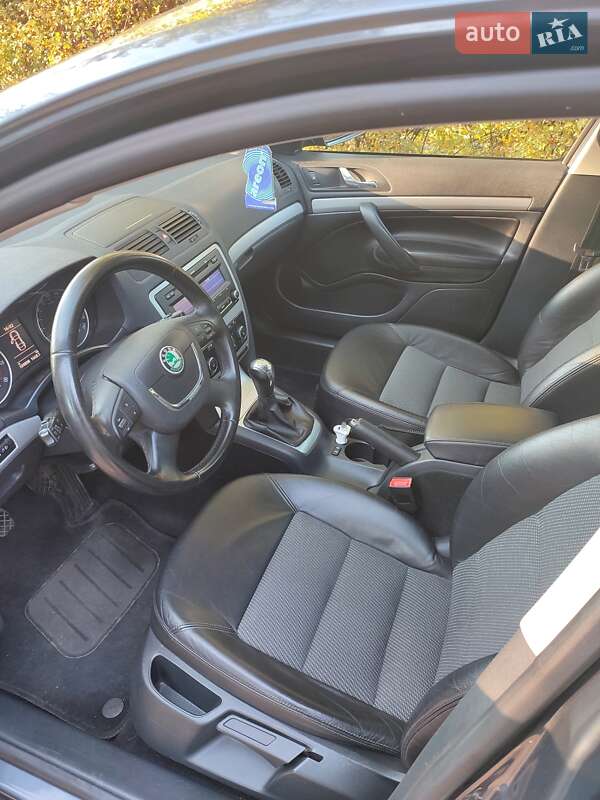 Универсал Skoda Octavia 2009 в Каменском
