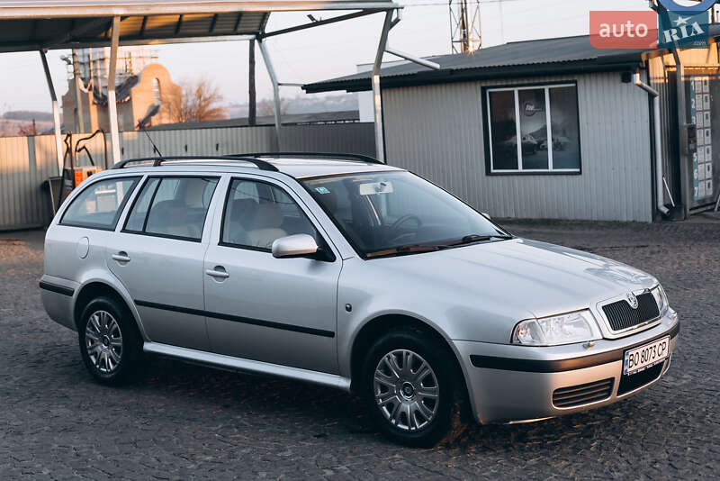 Універсал Skoda Octavia 2003 в Бучачі