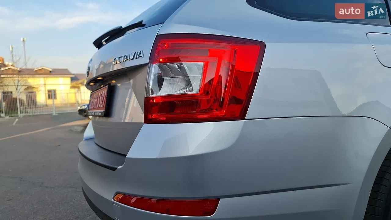 2017 Skoda Octavia - мініатюра 6