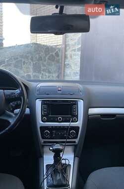Универсал Skoda Octavia 2011 в 