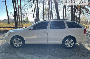 Универсал Skoda Octavia 2011 в Луцке