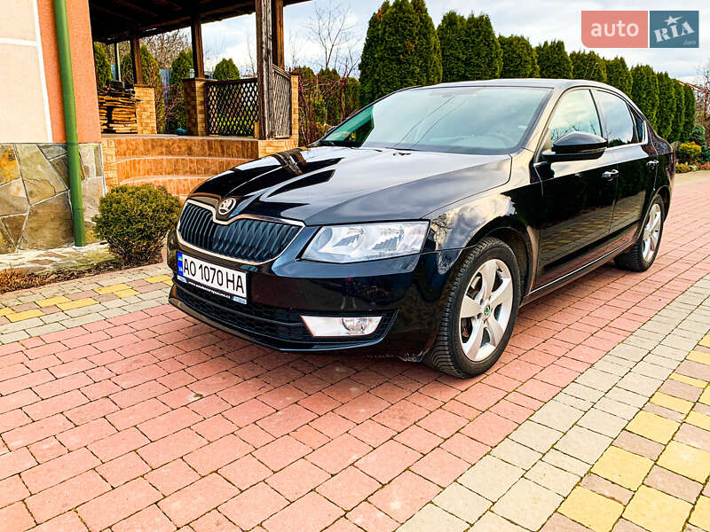 Лифтбек Skoda Octavia 2015 в Мукачево